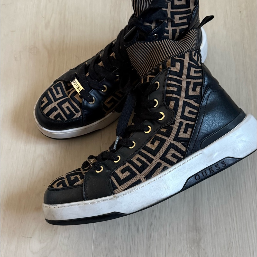 Guess Black and Brown Patterned High-Tops